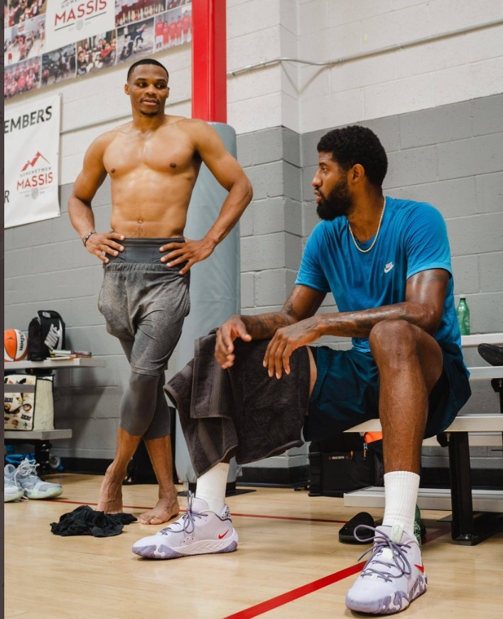 强硬不等于 强硬不等于